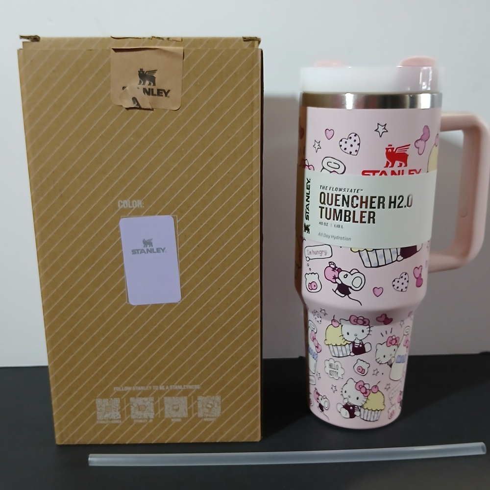 Stanley Quencher H2.0 Tumbler with Hello Kitty Cup Cake Theme Stainless Steel